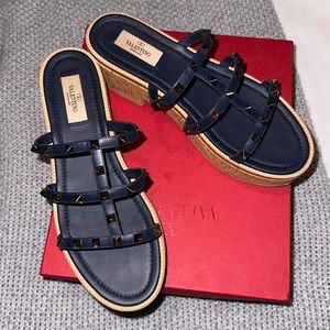 Valentino Garvani Navy Slide